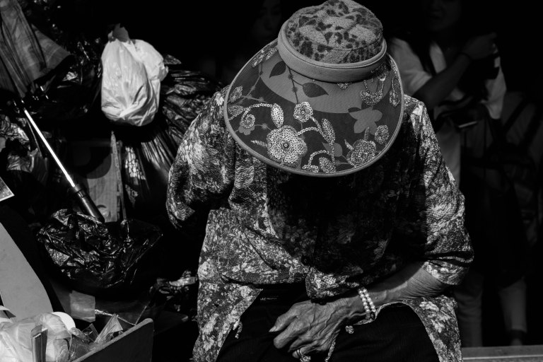 flower-ahjumma-1-of-1